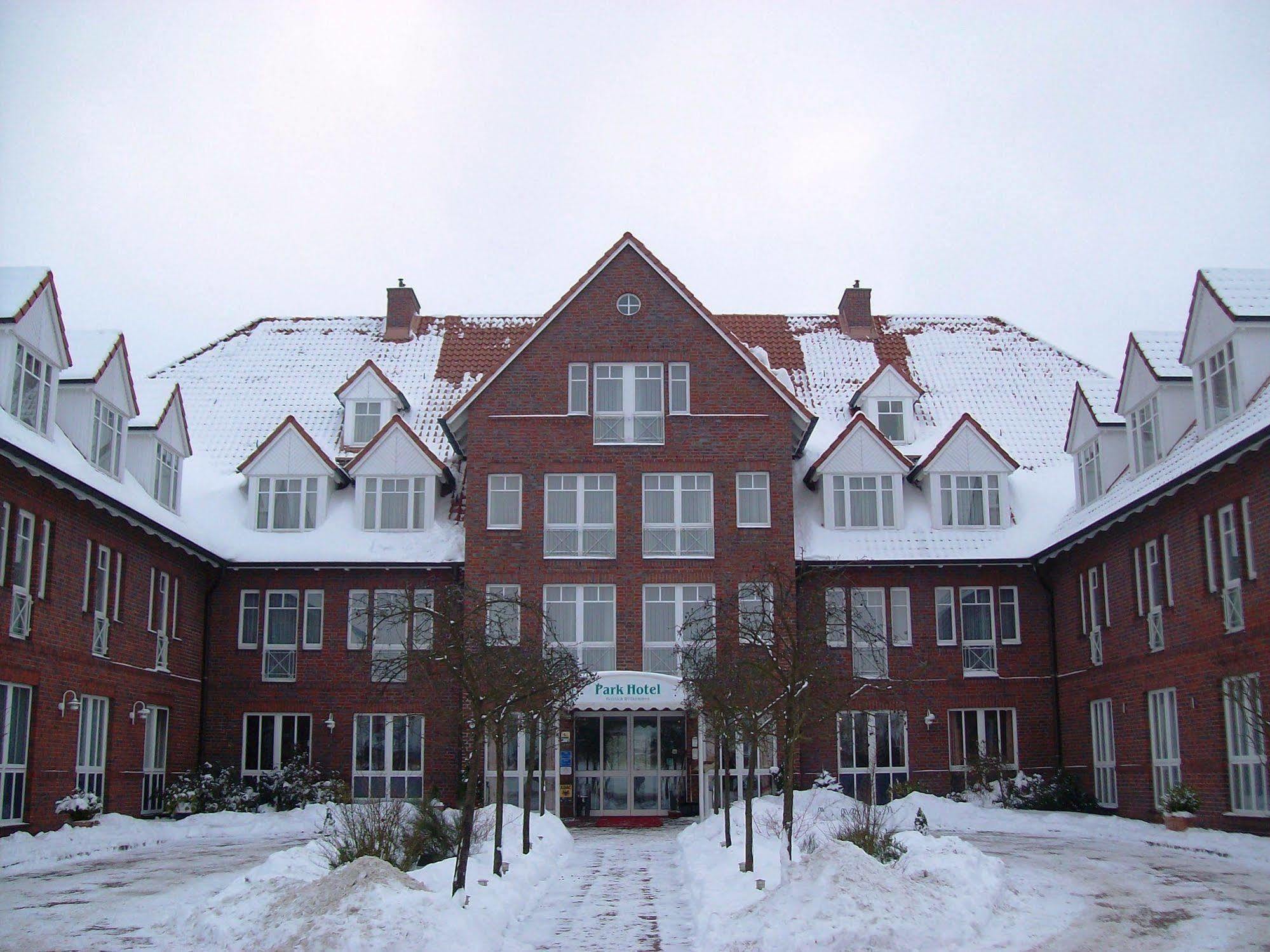 Park Hotel Fasanerie Neustrelitz Exterior photo